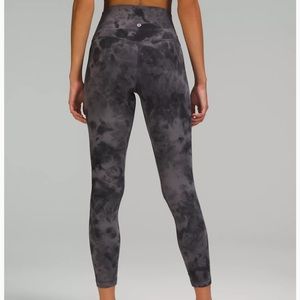 Lululemon Tie dye 25” align leggings